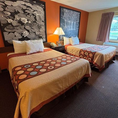 Super 8 By Wyndham Du Quoin Hotel Luaran gambar